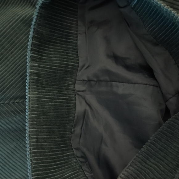 H&M Flared Courdoroy Green Skirt - Picture 8 of 8